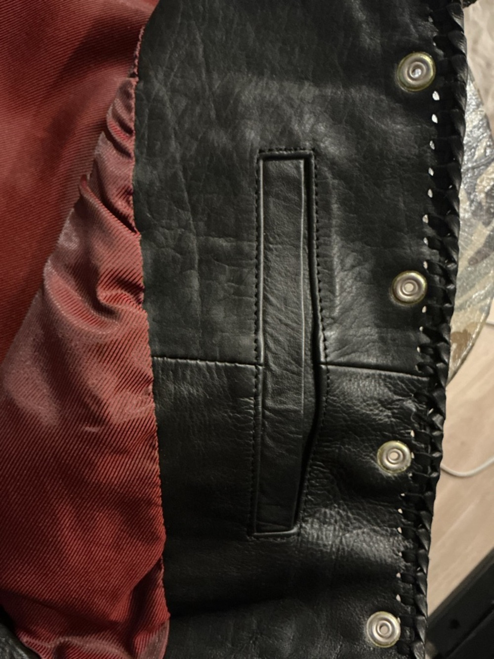 WESTERN WEAR Riders by Lee Black Leather Jacket with Maroon Lining - Picture 4 of 8